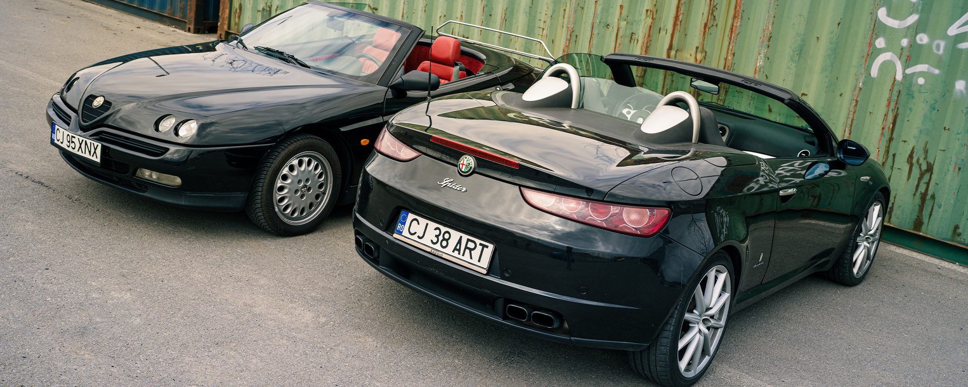 Două generații de Alfa Romeo Spider - Fazalunga