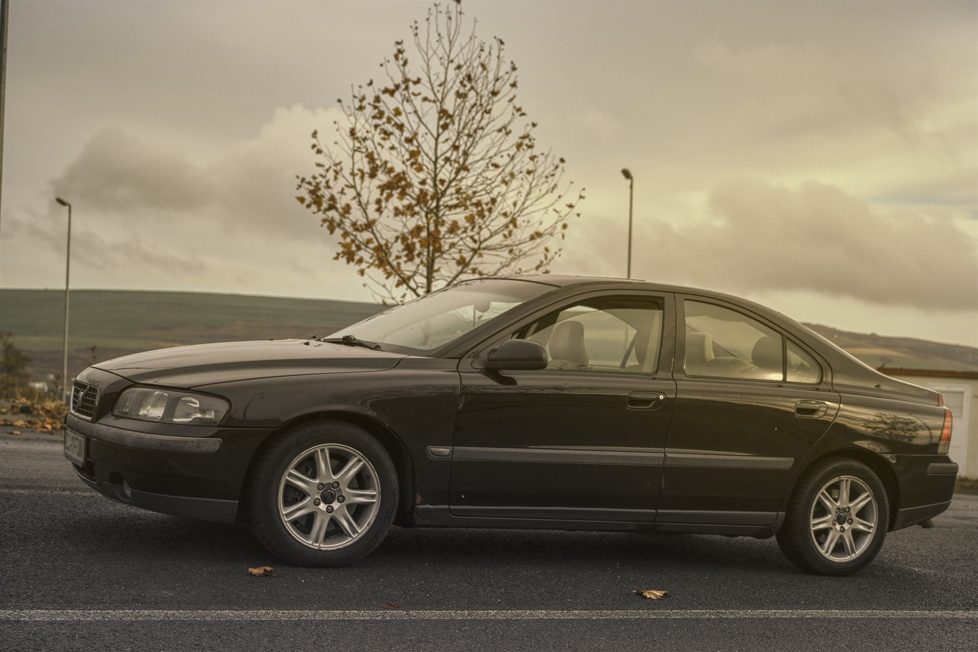 Volvo S60 în lumina apusului - Fazalunga